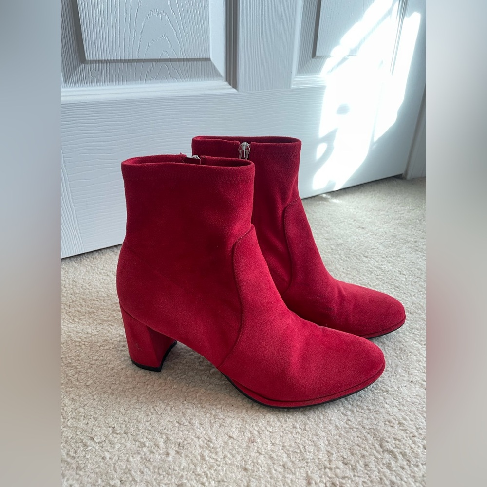 Red suede Marc fisher booties